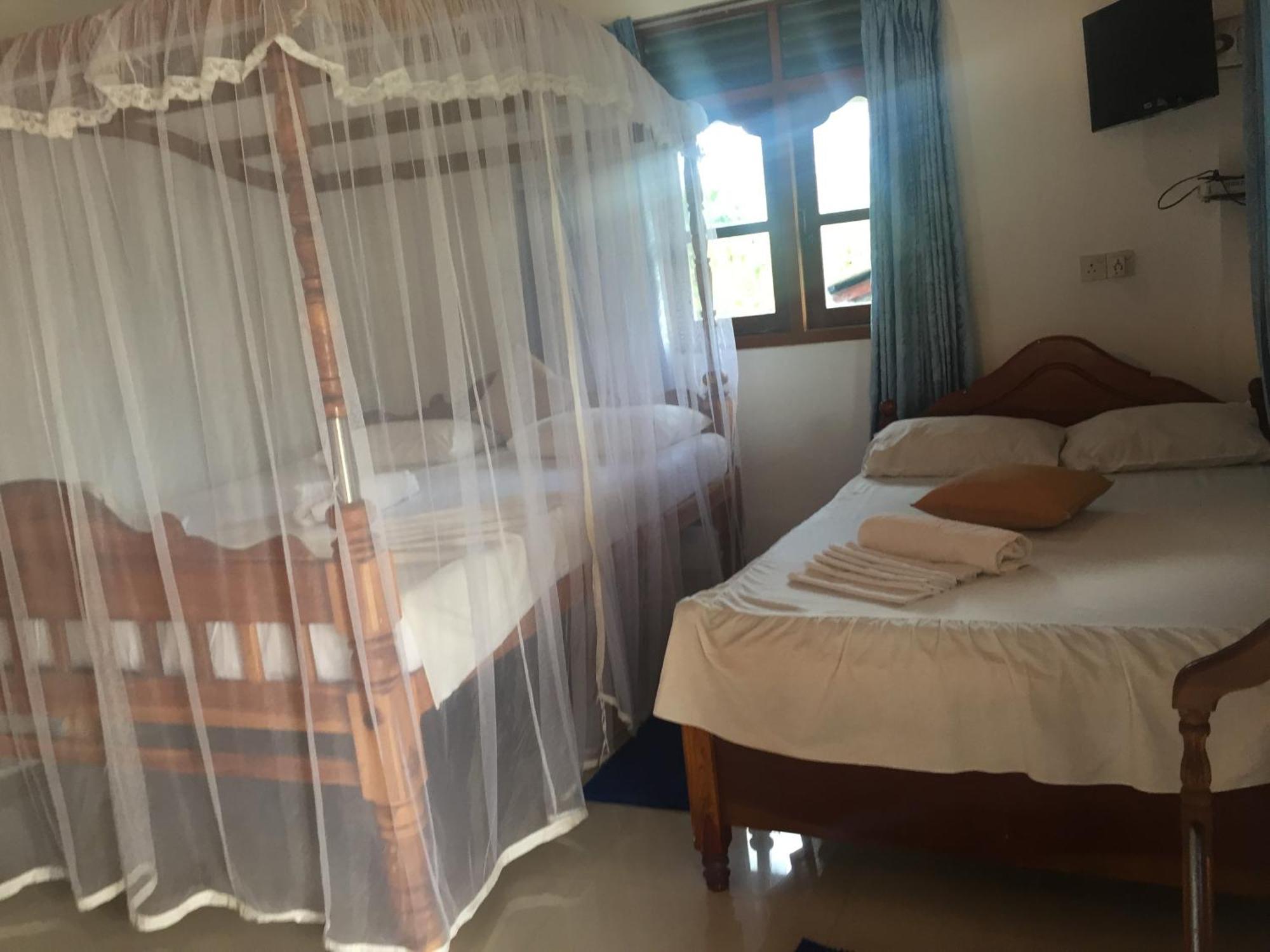 Damith Guest House Унаватуна Екстер'єр фото
