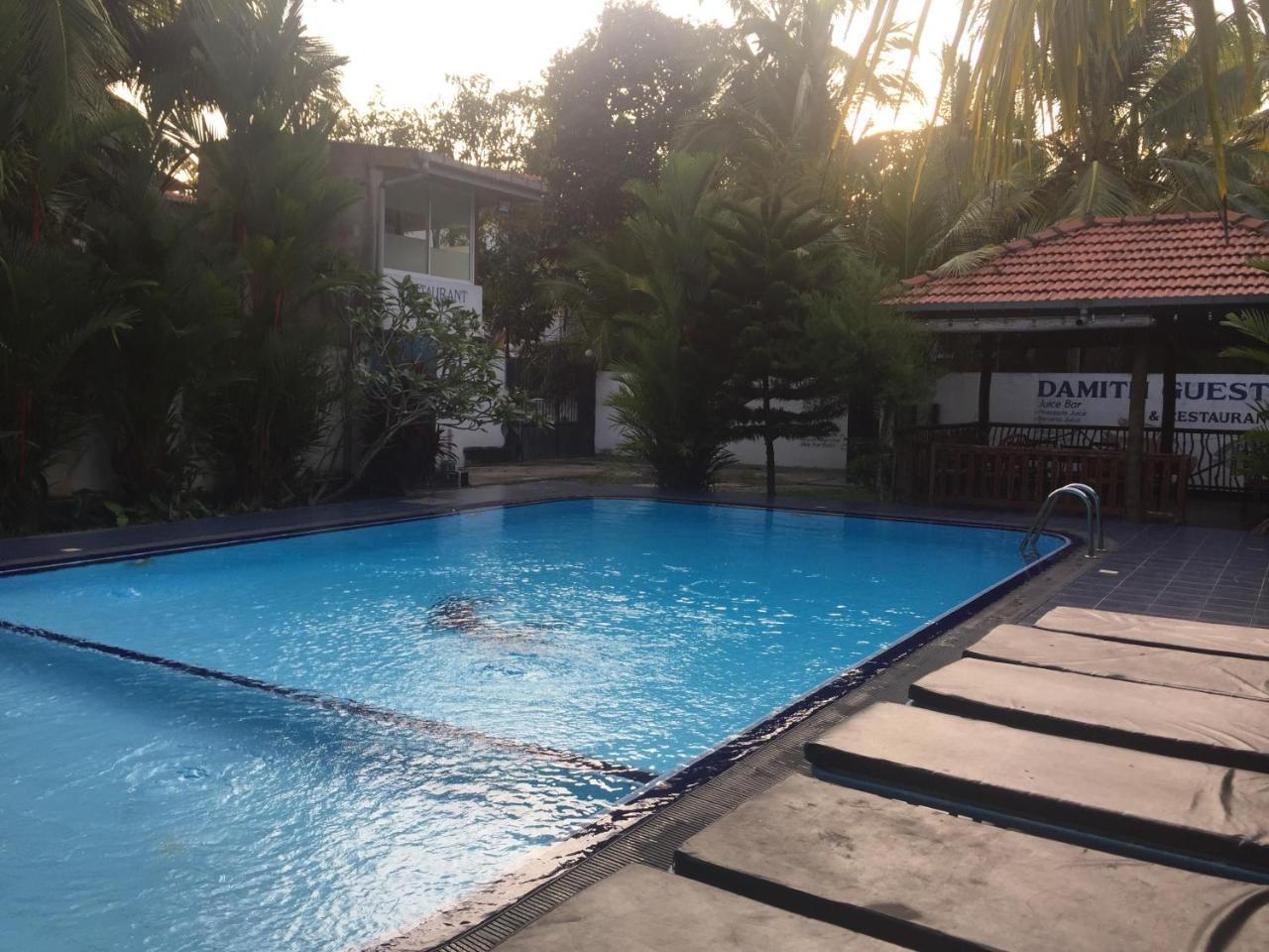 Damith Guest House Унаватуна Екстер'єр фото